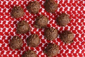 Raw Chocolate Hemp Butter Macaroons with or without CBD by Vivapura.com